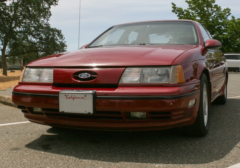 1989 Ford Taurus SHO